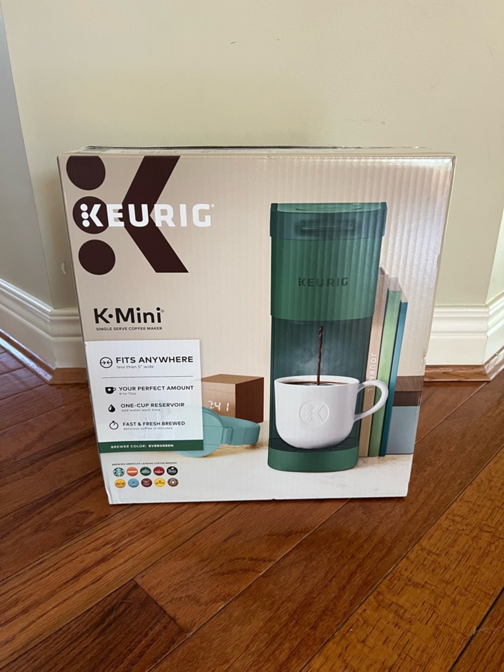 Keurig K-Mini Single Serve Coffee Maker - Evergreen Green NEW IN BOX